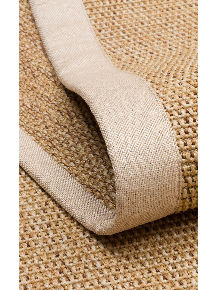 Dream Bordered Indoor and Outdoor Use Lint-Free Easy-to-Clean Sisal Carpet 2702GBB