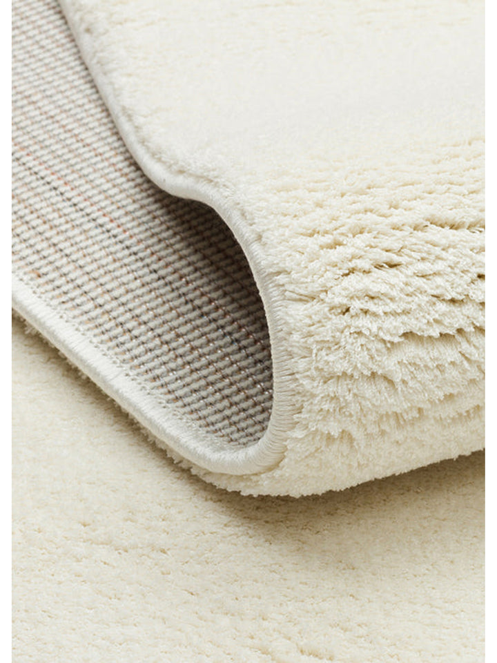 سجادة بيز هاف ناعمة الملمس أنيقة شاجي 01 أبيض