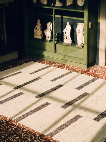 Oasis %100 Yün El Emeği ile Üretilen Kilim IVORY ESPRESSO oda görünümü